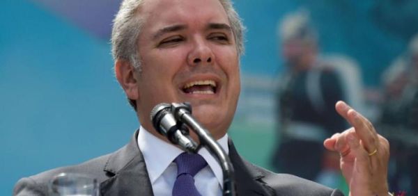 Presidente de Colombia advierte a ex jefe de FARC