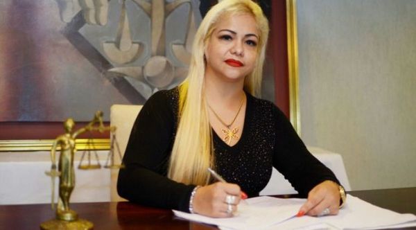 Fiscala intentó evitar reconocimiento