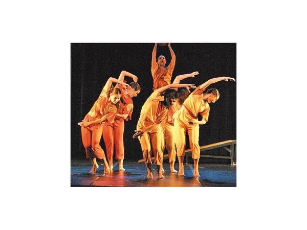 Convocatoria para clases intensivas del teatro musical GO Broadway en Asunción
