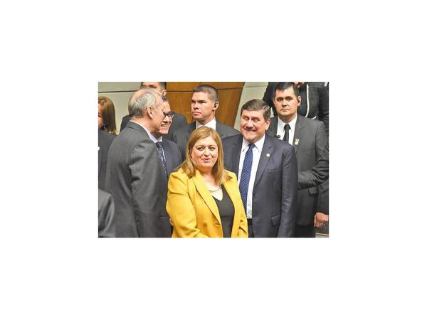 Quiñónez defiende celeridad de casos contra legisladores