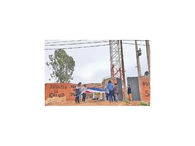 Vecinos de  Concepción se oponen a instalación de antena
