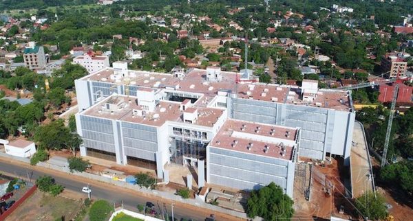 Desidia del MOPC: Hospital Ingavi del IPS no funciona por falta de desagüe cloacal - ADN Paraguayo