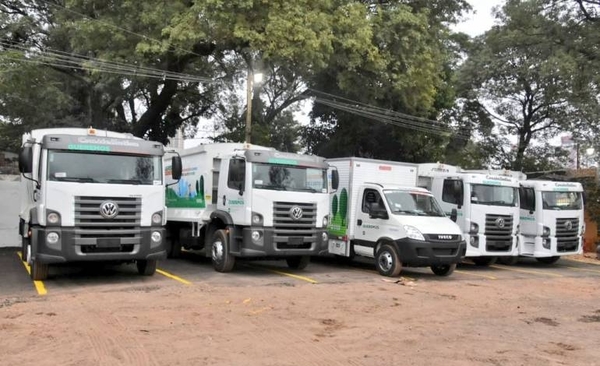 HOY / Mario presenta 4 camiones, esta vez no usó la Costanera