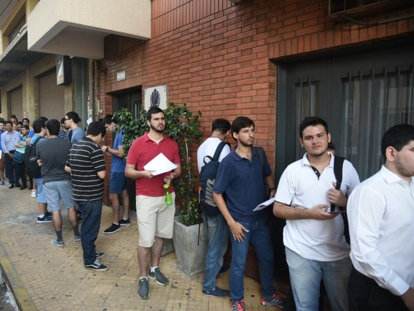 Objetores de conciencia tienen tres opciones para obtener carnet