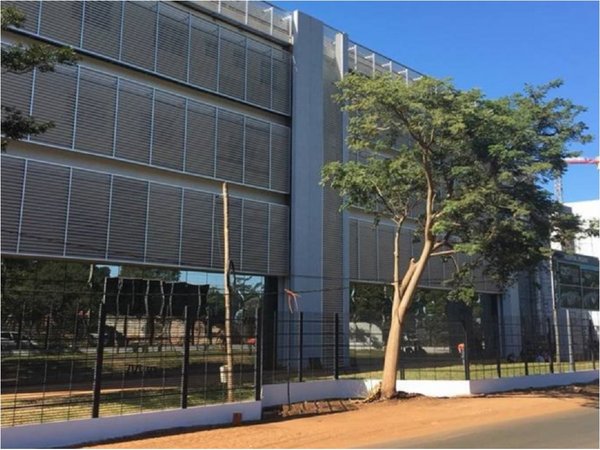 Conflicto por desagüe cloacal impide que se habilite Hospital Ingavi de IPS