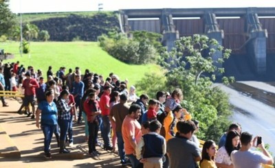 Visitas al Complejo Turístico ITAIPU aumentaron 97% en junio