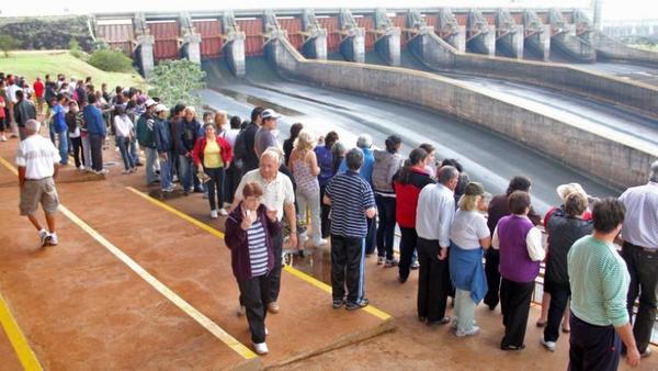 Complejo turístico de Itaipu registró aumento de turistas en junio » Ñanduti