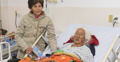 “La primera  vez que se  enferma en  105 años”