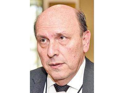 Linneo tiene cita hoy con comisión del Senado
