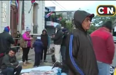 Familias de Caaguazú se manifiestan por una vivienda digna - C9N