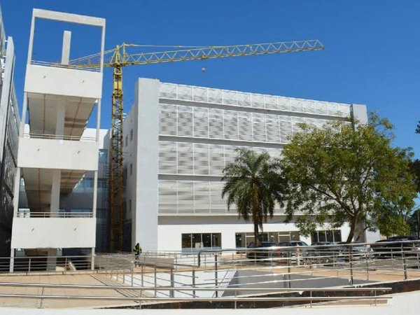 Hospital Ingavi de IPS tendrá licencia provisoria para desagüe cloacal