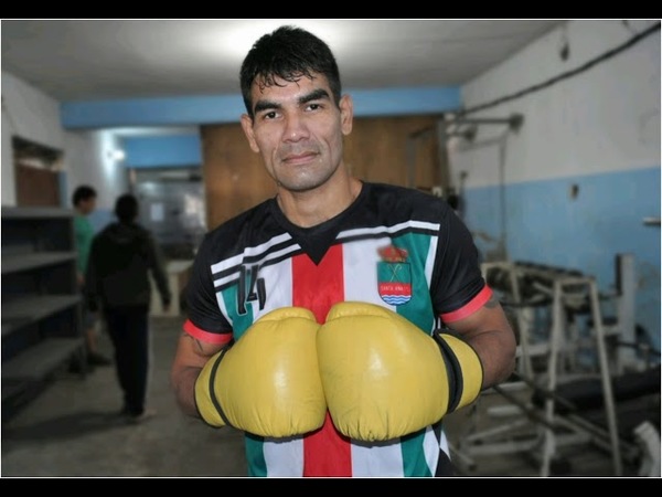 Reo de Tacumbú peleará por título internacional de boxeo