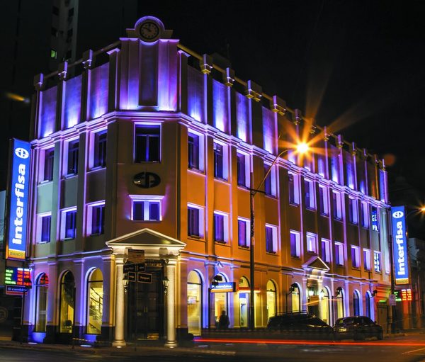 Optimismo marca 40° aniversario de Interfisa