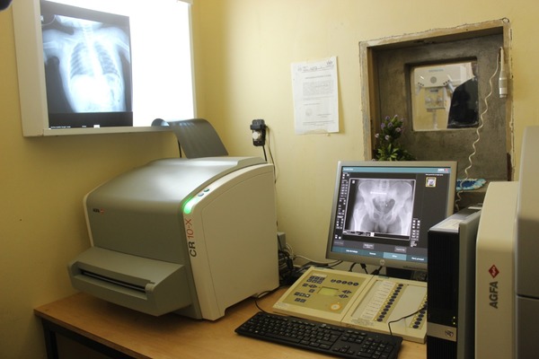 Cenquer cuenta con nuevo sistema digital para radiografías | .::Agencia IP::.