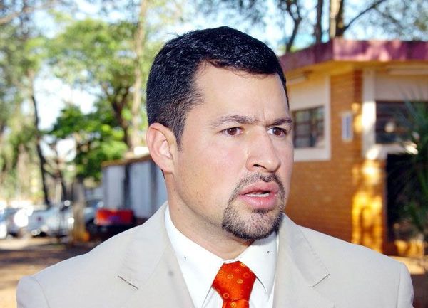 Quintana insiste en abandonar Viñas Cué  - Nacionales - ABC Color