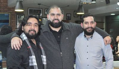 Club Varsovia celebró su tercer aniversario