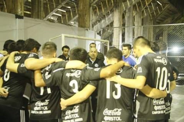 Olimpia visita a Star's por la Liga Premium de futsal