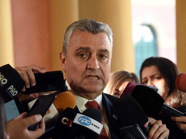Villamayor critica pedido de juicio político contra Mario Abdo
