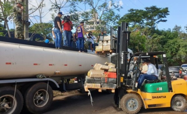 Destruirán cargamento de marihuana incautada en Aduana