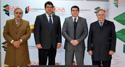 Jubilados reiteran denuncia ante el BCP y exigen intervención de la Caja Bancaria