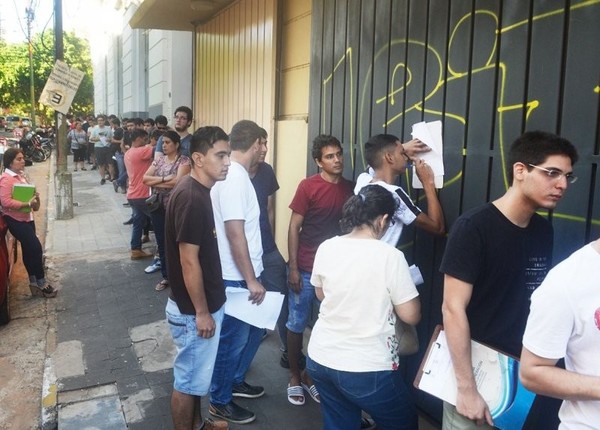 Convocatoria para el servicio civil: ya se presentaron más 2.000 jóvenes - Radio 1000 AM