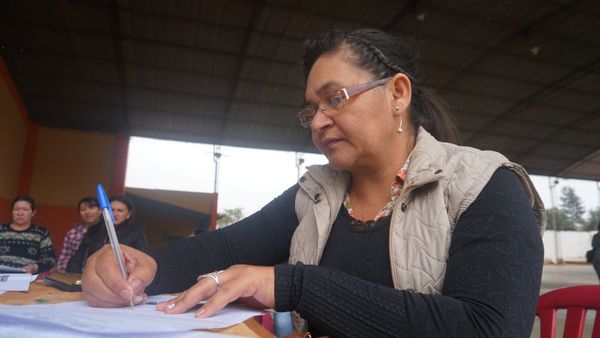 Entregan microcréditos a mujeres emprendedoras de Caaguazú