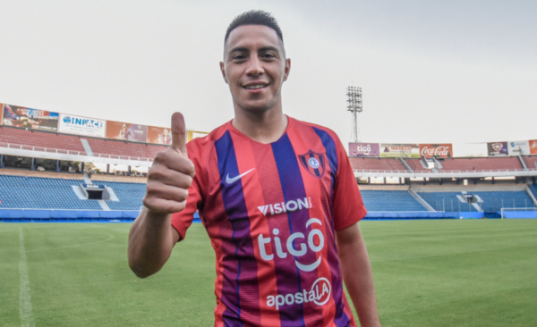 HOY / Ya se puso su nuevo uniforme