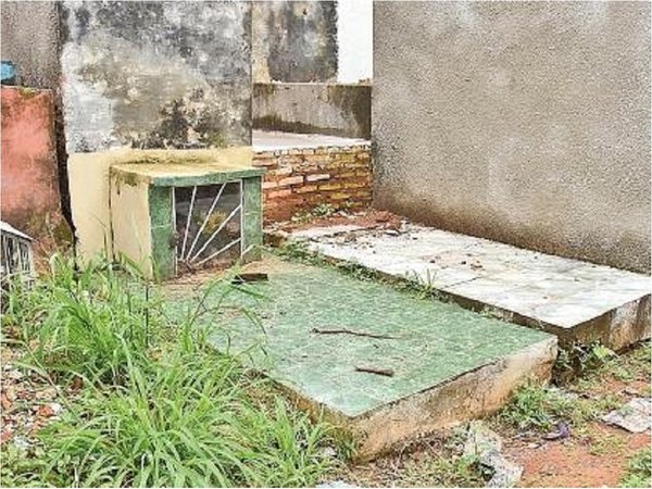 Denuncian profanación de tumba en el Cementerio del Este