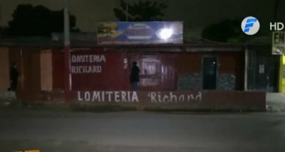 Lomitero asaltado: "El policía solo manejaba automático"