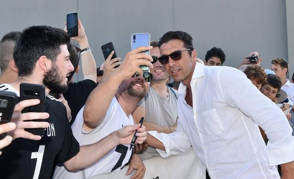 HOY / Buffon retorna a la Juventus