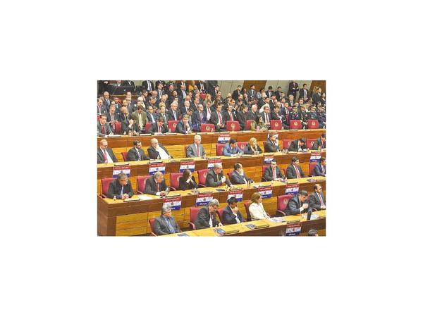Los cartistas quieren sacar a Friedmann del Senado