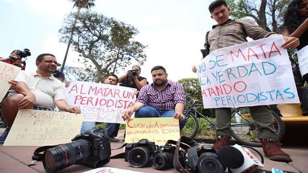 México y Afganistán, los países más peligrosos para los periodistas | .::Agencia IP::.