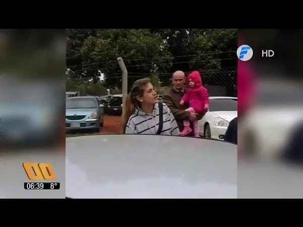 Padres dejaron a su bebé encerrado dentro de un auto en IPS