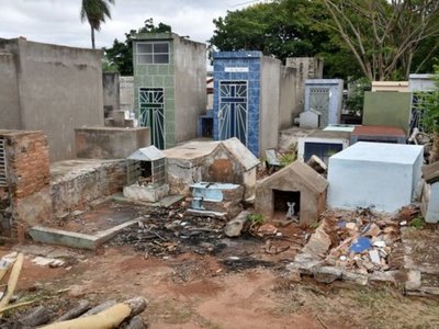 Roban cadáver de hombre muerto hace un mes y salta macabro negocio de cuerpos y ataúdes para la venta - ADN Paraguayo