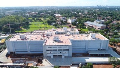 Hospital de US$ 70.000.000 terminado sin poder funcionar: IPS y medio ambiente “pelean” - ADN Paraguayo