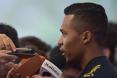'La presión nos trajo hasta aquí', dice Alex Sandro de Brasil
