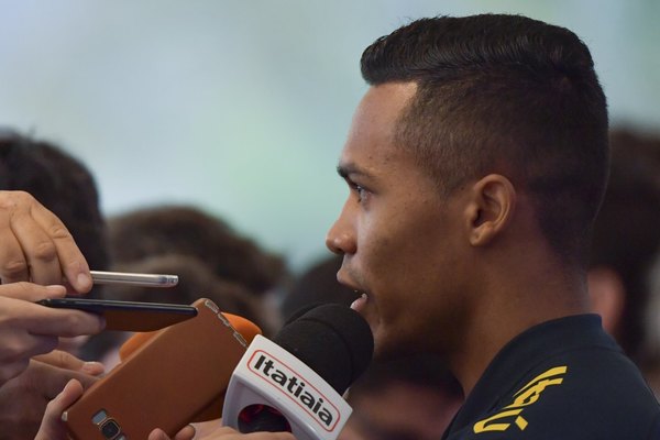 'La presión nos trajo hasta aquí', dice Alex Sandro de Brasil