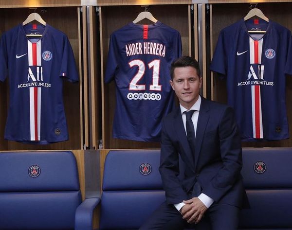 PSG refuerza su centro del campo con Ander Herrera - Fútbol - ABC Color