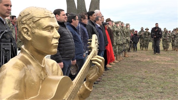 Rinden homenaje a héroes de la histórica Batalla de Nanawa en el Chaco