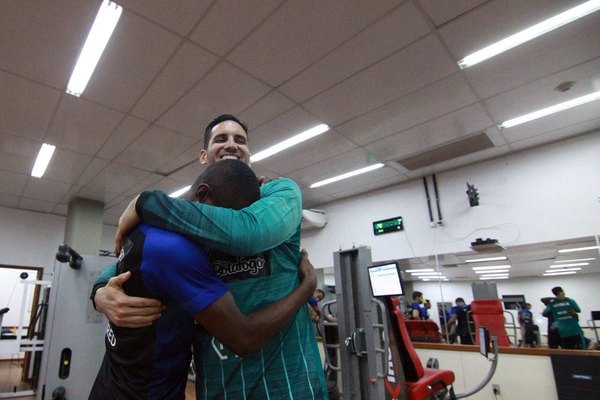 'Gatito', recibido a lo grande en Botafogo