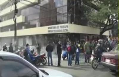 Sin acuerdo entre guardias y Empresa SST - C9N
