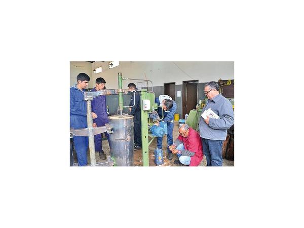 Escuela de Caacupé expondrá ensiladora