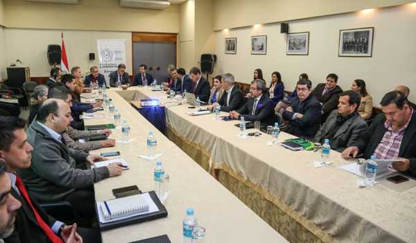 Equipo Económico informa avances de acciones comprometidos por el Gobierno - .::RADIO NACIONAL::.