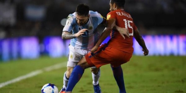 Argentina y Chile juegan el partido que nadie quiere jugar