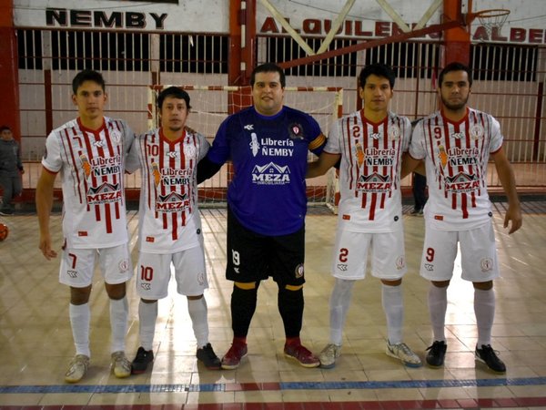 José Meza no tuvo piedad de Primor