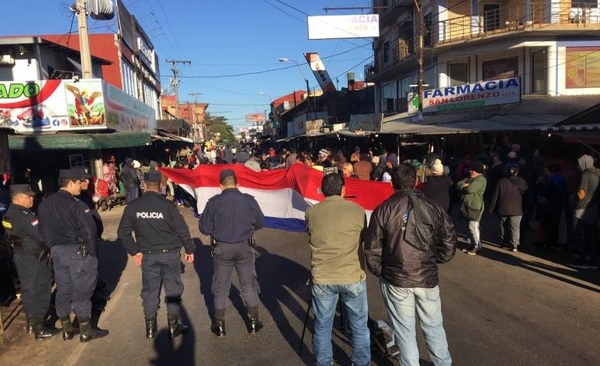 HOY / Despeje de veredas debe cumplirse, dice comuna de San Lorenzo
