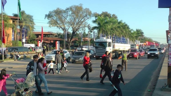 HOY / Piden prohibir Uber y MUV en la Expo: “No podemos permitir que se lleven nuestro puchero”