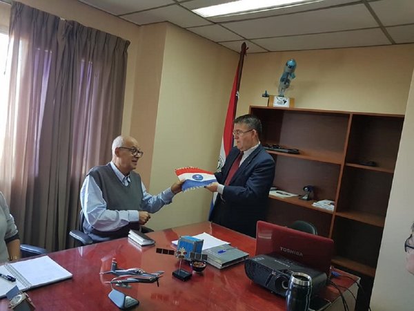 Piden sangre para el profesor Blas Servín
