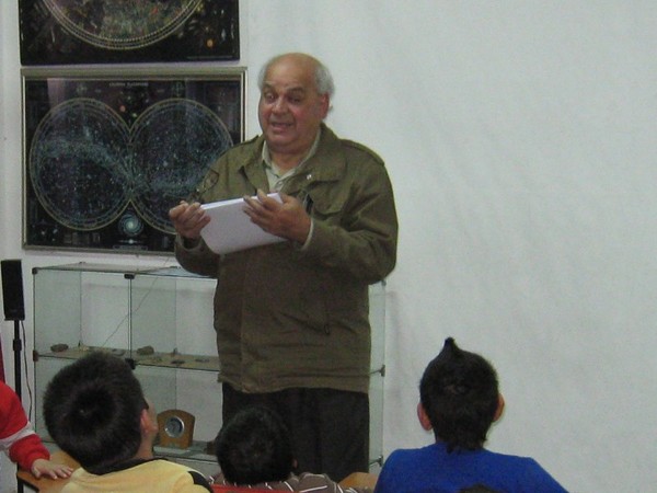 El profesor Blas Servín necesita con suma urgencia sangre de cualquier tipo - Radio 1000 AM