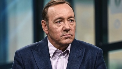 Joven que acusó a Kevin Spacey por acoso retira su demanda » Ñanduti